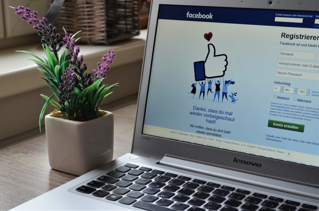 Facebook para dentistas: os 5 melhores cursos para você aprender